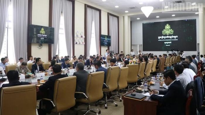 Đông đảo đại biểu hai nước tham dự sự kiện.