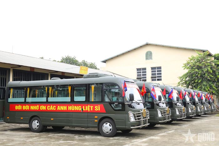Dàn xe chuyên dùng chở hài cốt liệt sĩ bảo đảm cho các đội tìm kiếm, quy tập hài cốt liệt sĩ được Viện Kỹ thuật cơ giới quân sự cải tạo.