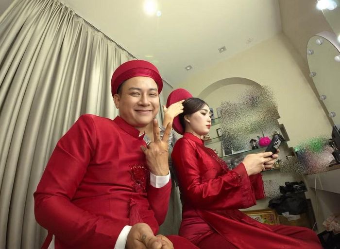 Dù công khai nhiều khoảnh khắc bên Nguyễn Thị Ngọc Trinh, Hoài Lâm hiện chưa tiết lộ thời điểm tổ chức hôn lễ.