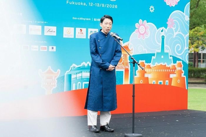 Thống đốc tỉnh Fukuoka - Hattori Seitaro phát biểu chúc mừng. (Nguồn: TLSQ Việt Nam tại Fukuoka)