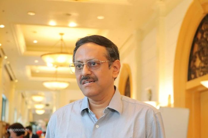 Ông Jagat Ballav Pattanaik, Giám đốc Chương trình châu Á, Liên đoàn ActionAid Quốc tế, bày tỏ ấn tượng về ưu tiên Việt Nam dành cho nông nghiệp sinh thái. (Ảnh: Nguyễn Nhuận)