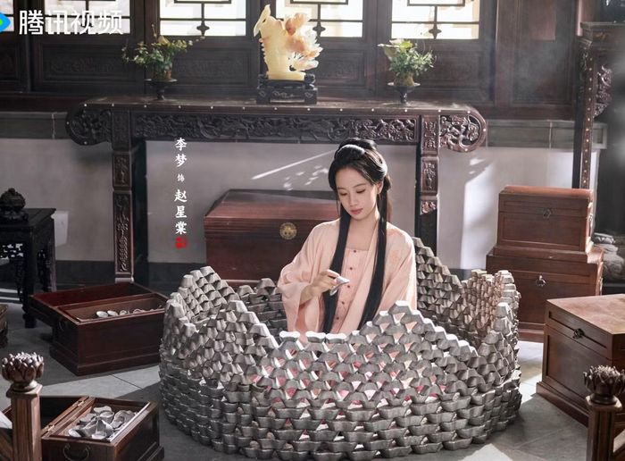 Cảnh phim đếm tiền của Lý Mộng khiến khán giả thích thú. Cảnh quay cũng thể hiện sự bất lực, tuyệt vọng đằng sau vẻ ngoài tàn nhẫn, mưu mô của nhân vật.