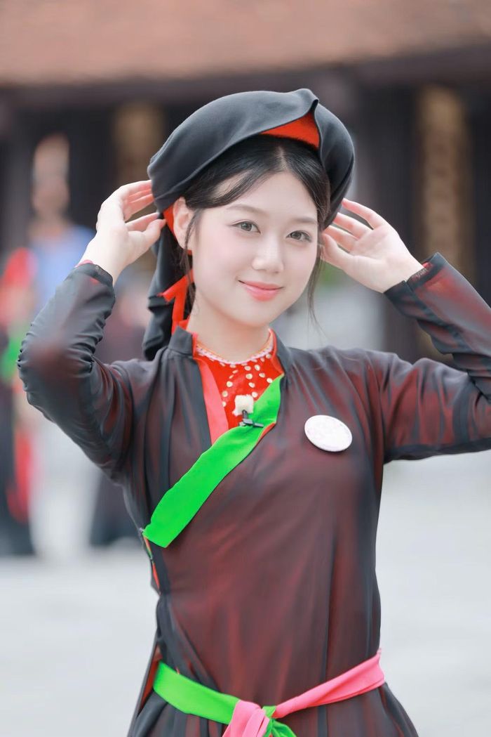 Thí sinh Đinh Thị Quỳnh Anh bày tỏ mong muốn trở lại Bắc Ninh để giới thiệu với bạn bè về làn điệu quan họ độc đáo.