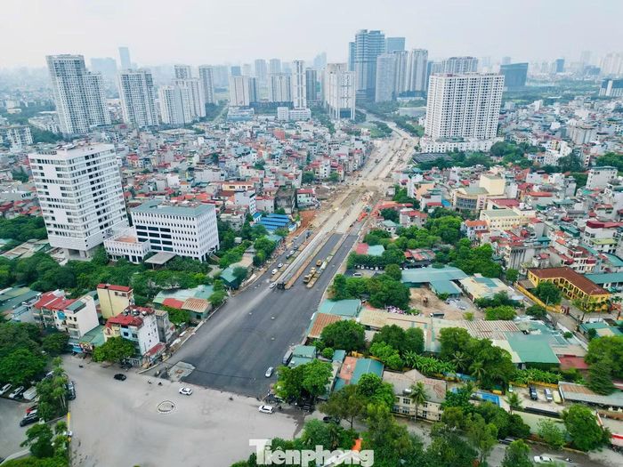Dự án đường số 5 vào trung tâm Khu đô thị mới Tây Hồ Tây có vai trò là tuyến giao thông huyết mạch góp phần thúc đẩy phát triển kinh tế - xã hội, góp phần hoàn thiện mạng lưới giao thông, tăng kết nối, giảm áp lực giao thông và thúc đẩy phát triển đô thị khu vực Xuân Đỉnh.
