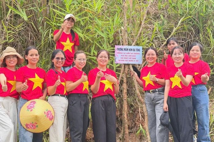 Đoàn thể Đam rông 4 chung tay xây dựng môi trường.