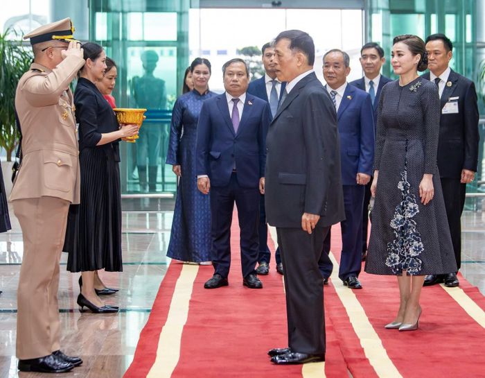 Trước đó, Nhà vua Maha Vajiralongkorn đã đến thăm Việt Nam vào các năm 1992 và 1997 với tư cách Thái tử.