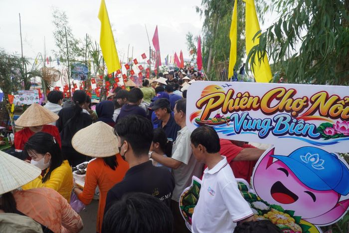 Những món quê dân dã góp thêm hương vị cho mùa nước nổi.