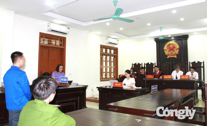 Quang cảnh phiên tòa.