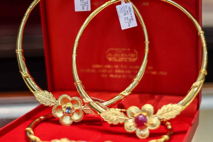 Giá vàng trong nước giảm. Ảnh: Nguyễn Hiền