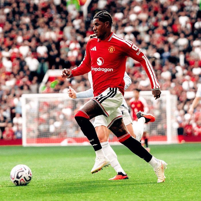 Rashford năng động nhưng thiếu may mắn. Ảnh: MUFC