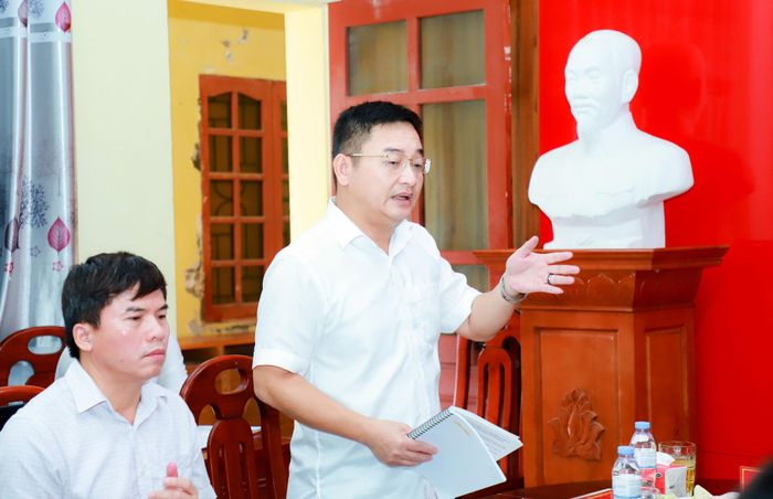 Đồng chí Hồ Văn Quỳnh - Phó Trưởng ban Quản lý Khu Kinh tế Đông Nam Nghệ An phát biểu tại cuộc làm việc. Ảnh: Thành Duy