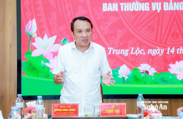 Phó Chủ tịch Thường trực HĐND tỉnh Dương Đình Chỉnh phát biểu kết luận. Ảnh: Thành Duy