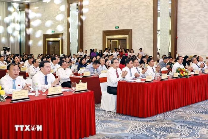 Chủ tịch Quốc hội Trần Thanh Mẫn và đại biểu dự Hội nghị Cộng tác viên toàn quốc Báo Đại biểu Nhân dân 2026. (Ảnh: Doãn Tấn/TTXVN)