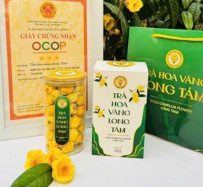 Các sản phẩm trà hoa vàng Tam Đảo OCOP của Phú Thọ được đầu tư mẫu mã, hướng tới phân khúc quà tặng. (Ảnh: Nguyễn Thảo/TTXVN)