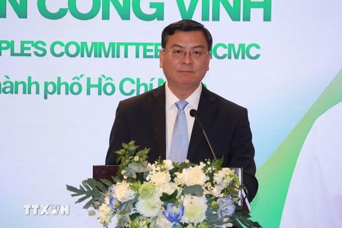 Ông Nguyễn Công Vinh, Phó Chủ tịch UBND TP. Hồ Chí Minh, phát biểu khai mạc Hội nghị. (Ảnh: Hứa Chung/TTXVN)