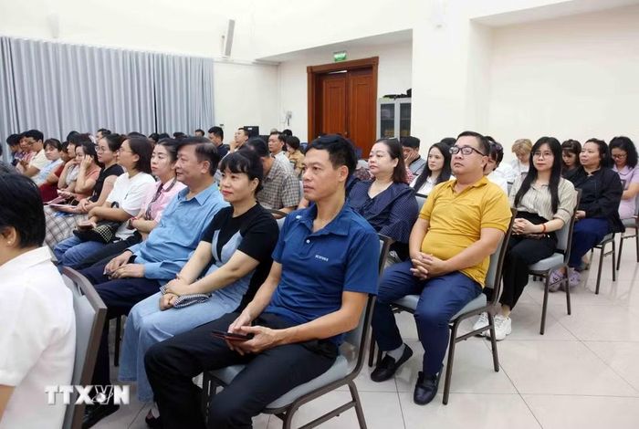 Đảng viên thuộc Đảng bộ Thông tấn xã Việt Nam tham dự Hội nghị trực tuyến tại điểm cầu trụ sở Thông tấn Quốc gia (5 Lý Thường Kiệt, Hà Nội). (Ảnh: Phạm Kiên/TTXVN)
