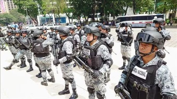 Lực lượng Vệ binh Quốc gia thực hiện nhiệm vụ trong một sự kiện tại trung tâm thủ đô Mexico City. Ảnh minh họa: Phi Hùng/PV TTXVN tại Mexico