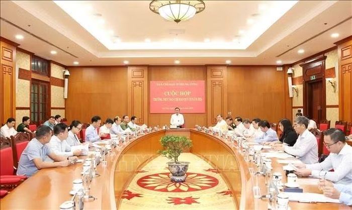 Đồng chí Trần Cẩm Tú, Uỷ viên Bộ Chính trị, Thường trực Ban Bí thư, Trưởng Ban Chỉ đạo 35 Trung ương phát biểu chỉ đạo cuộc họp. Ảnh: Phương Hoa/TTXVN