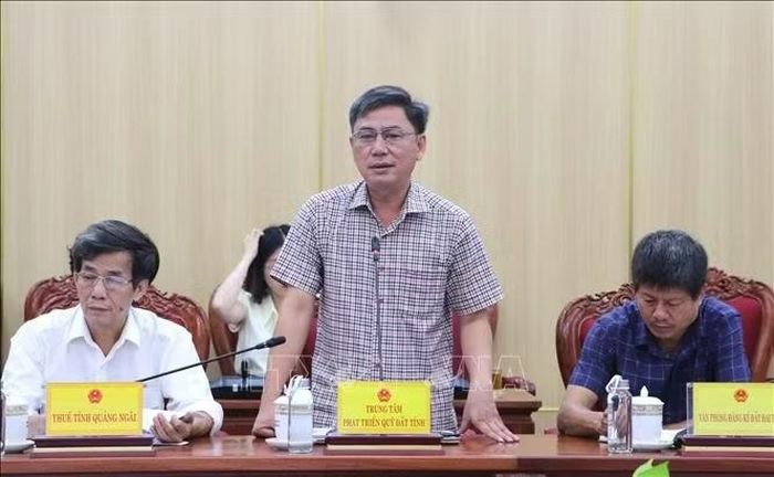 Đại biểu phát biểu tại buổi làm việc.
