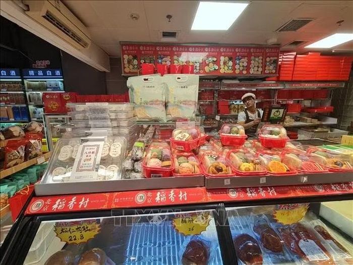 Những chiếc bánh Trung thu với nhiều hình dáng, hương vị và hoa văn được giới thiệu tại Trung Quốc.