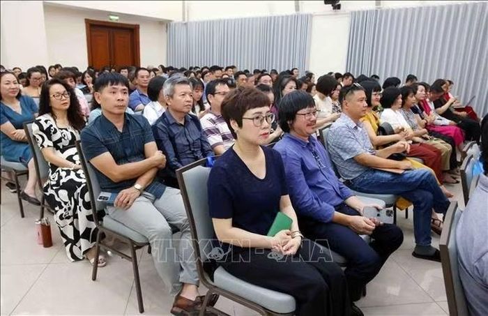 Đảng viên thuộc Đảng bộ Thông tấn xã Việt Nam tham dự Hội nghị trực tuyến tại điểm cầu trụ sở Thông tấn Quốc gia (5 Lý Thường Kiệt, Hà Nội). Ảnh: Phạm Kiên/TTXVN