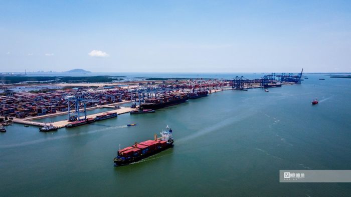 Hà Nội đặt mục tiêu đến năm 2030 có khoảng 500.000 DNNVV hoạt động ổn định, hiệu quả và có kê khai, nộp thuế (Ảnh: Phạm Tùng).