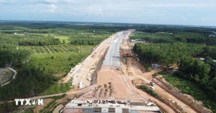 Tuyến cao tốc TP. Hồ Chí Minh - Thủ Dầu Một - Chơn Thành (Ảnh: TTXVN).