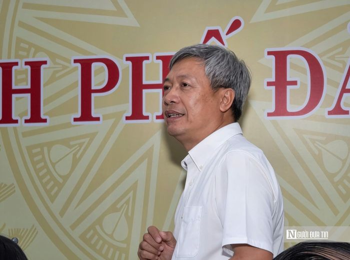 Phó Chủ tịch UBND thành phố Hồ Quang Bửu phân tích áp lực tăng số người tham gia BHXH trong những năm tới.