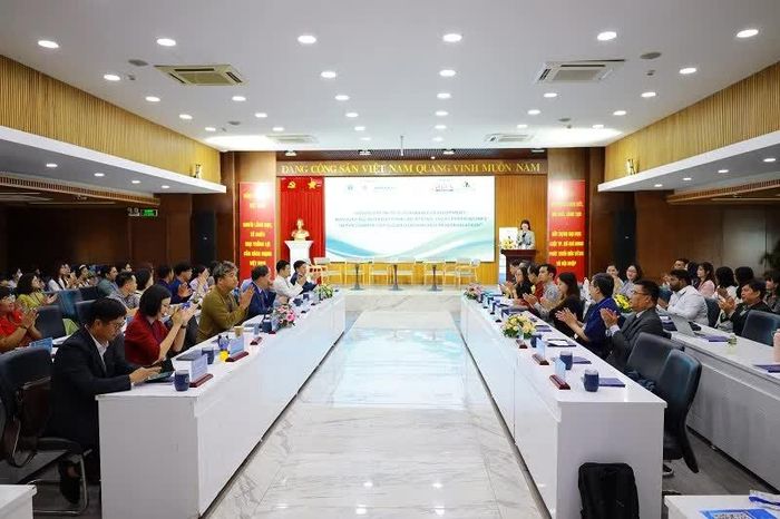Đại biểu trong nước và quốc tế tham dự hội thảo ACCC lần thứ 4 tại Trường Đại học Luật TP Hồ Chí Minh.
