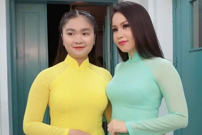 Thiện Nhân từng là hiện tượng âm nhạc nhí đình đám một thời, nổi lên từ cuôc thi The Voice Kids trong team của HLV Cẩm Ly.