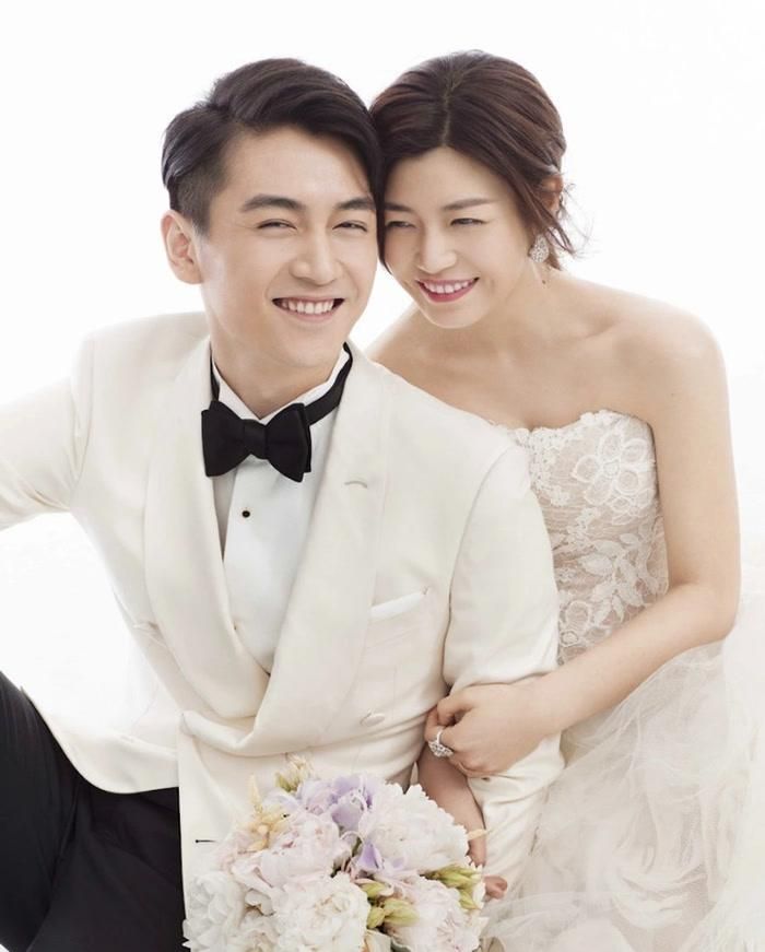 Sau khi ly hôn, Trần Nghiên Hy và Trần Hiểu cho biết vẫn cùng đồng hành trong quá trình trưởng thành của con trai.