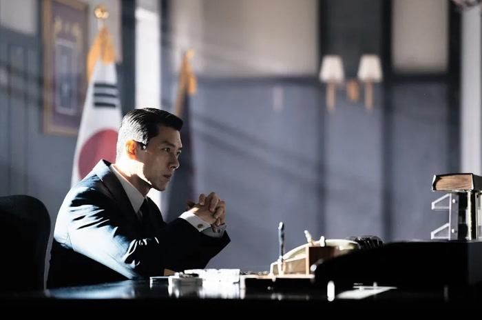 Màn thể hiện ở mùa đầu từng giúp Hyun Bin nhận đề cử Nam chính xuất sắc tại Giải thưởng Truyền hình Rồng Xanh. 