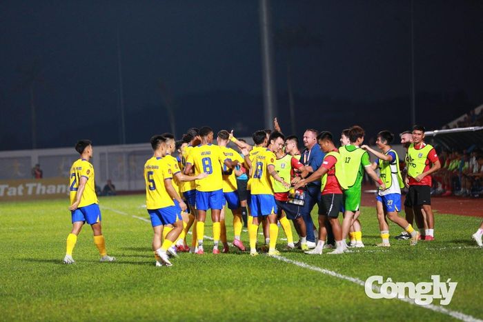Tân Binh Bắc Ninh tạo nên lịch sử với chiến thắng 1-0 trước Công an TP. Hồ Chí Minh. Ảnh: VPF.