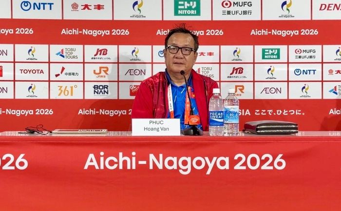 HLV Hoàng Văn Phúc hiểu được tính chất sống còn trận ra quân tại bảng E ASIAD 2026 của tuyển nữ Việt Nam. Ảnh: VFF.