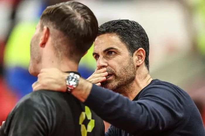Mikel Arteta rất tức giận sau trận đấu. Ảnh: Shutterstock Editorial