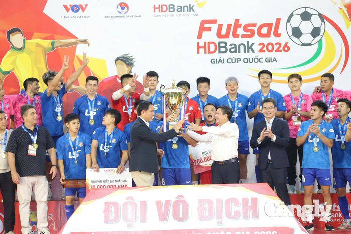 Thái Sơn Bắc lần thứ 3 liên tiếp vô địch Giải futsal HDBank Cúp Quốc gia 2026. Ảnh: Đình Viên.