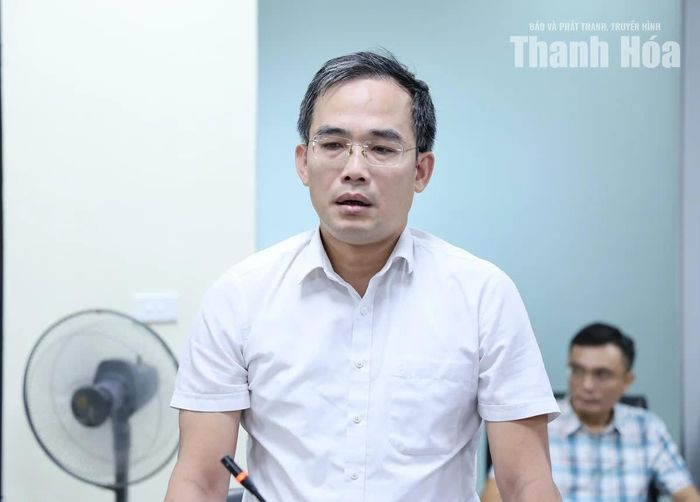 Trưởng phòng Thời sự - Báo và Phát thanh, truyền hình Thanh Hóa Bùi Ngọc Toàn phát biểu tại buổi làm việc.