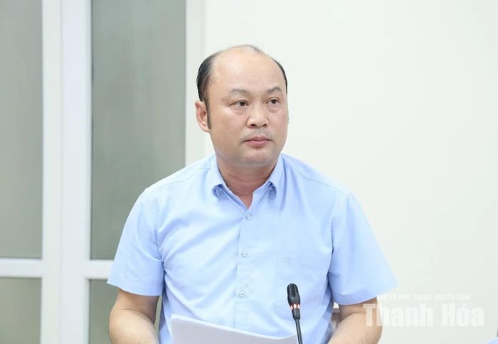 Đồng chí Cao Văn Cường, Tỉnh ủy viên, Phó Chủ tịch UBND tỉnh phát biểu tại hội nghị.
