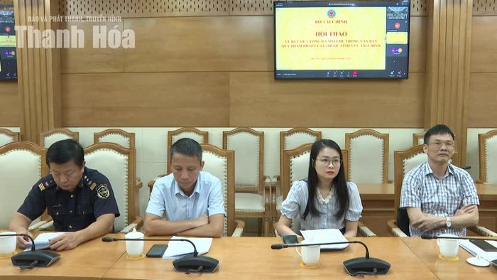 Các đại biểu dự hội thảo tại điểm cầu tỉnh Thanh Hóa.