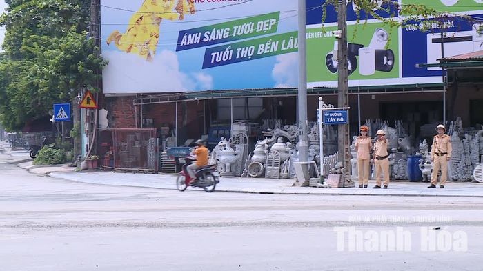 Trạm CSGT Quảng Xương, Phòng CSGT, Công an tỉnh kiểm tra, rà soát bất cập trong tổ chức giao thông tại nút giao đường tránh Quốc lộ 1 với đường Vành đai phía Tây thuộc phường Quảng Phú.