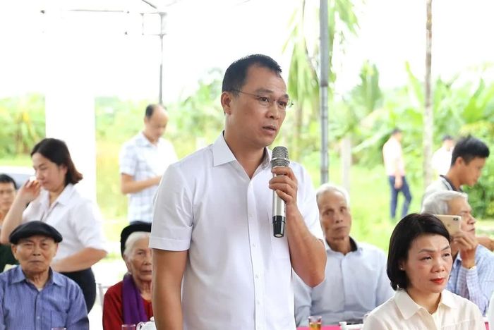 Chủ tịch UBND tỉnh Tô Anh Dũng phát biểu chúc mừng, động viên các gia đình chính sách.