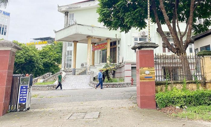 Trụ sở Ngân hàng Nhà nước Khu vực 12 cũ, số 20 đường Lý Thái Tổ (phường Kinh Bắc) đã bàn giao cho Hội Doanh nhân trẻ tỉnh Bắc Ninh thuê.