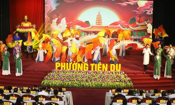  Chương trình văn nghệ chào mừng. 