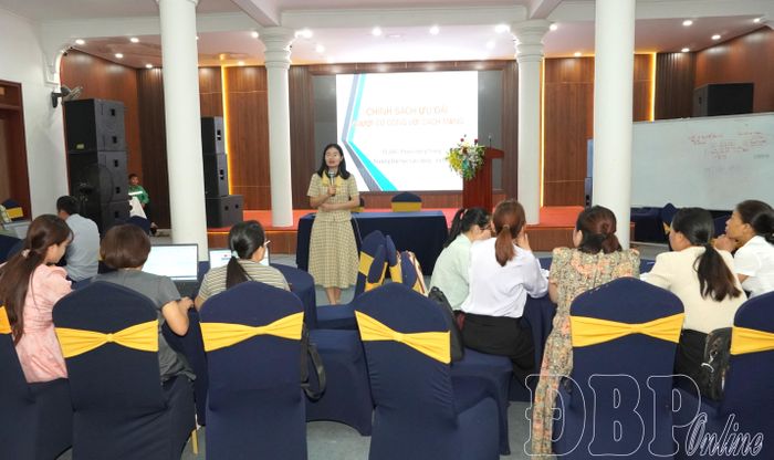 Toàn cảnh lớp tập huấn.