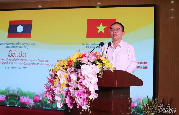 Phó Chủ tịch UBND tỉnh Nguyễn Văn Đoạt phát biểu khai mạc khóa bồi dưỡng.