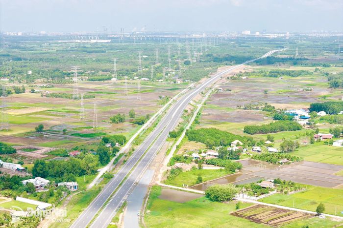 Tuyến cao tốc Bến Lức - Long Thành sẽ hoàn thành, đưa vào khai thác đồng bộ trong năm 2026.