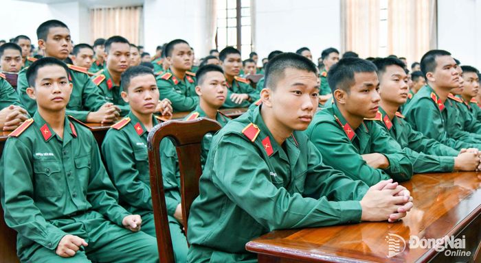 Học viên khóa 77 đào tạo đại học chỉ huy tham mưu lục quân dự khai giảng. Ảnh: ĐVCC