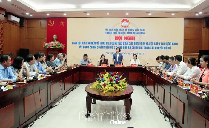 Đồng chí Bùi Huyền Mai phát biểu kết luận hội nghị.