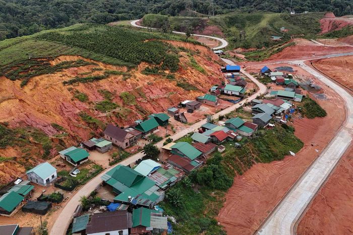 Khu dân cư thôn Đưng K'Nớ 5, xã Đam Rông 4 tiềm ẩn nguy cơ sạt lở cao trong cao điểm mùa mưa