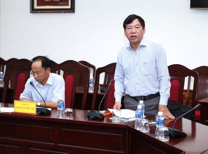 Phó Giám đốc Sở Nông nghiệp và Môi trường Lâm Đồng Nguyễn Văn Chiến báo cáo tại buổi làm việc
